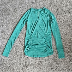 Athleta Pacifica quarter zip workout top